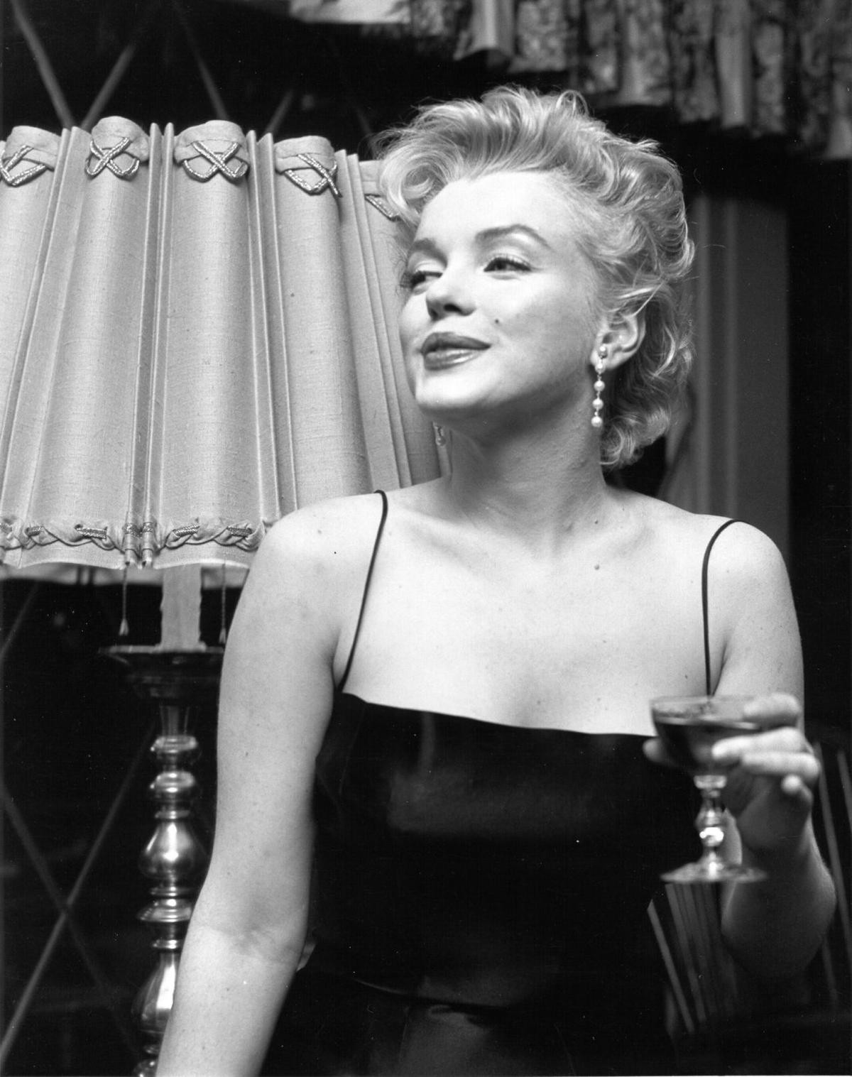 Điều gì giúp Marilyn Monroe trở thành 'quả bom sex' của giới giải trí? Ảnh 7