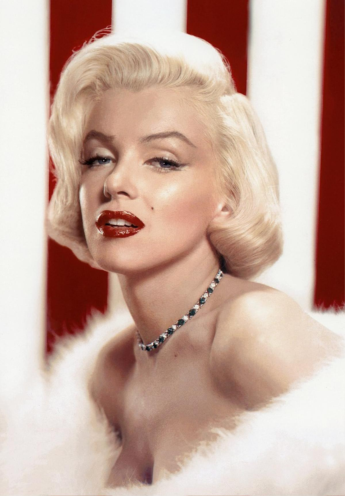 9 nguyên tắc làm đẹp vàng tạo nên vẻ đẹp trứ danh cho bom sex Marilyn Monroe Ảnh 3