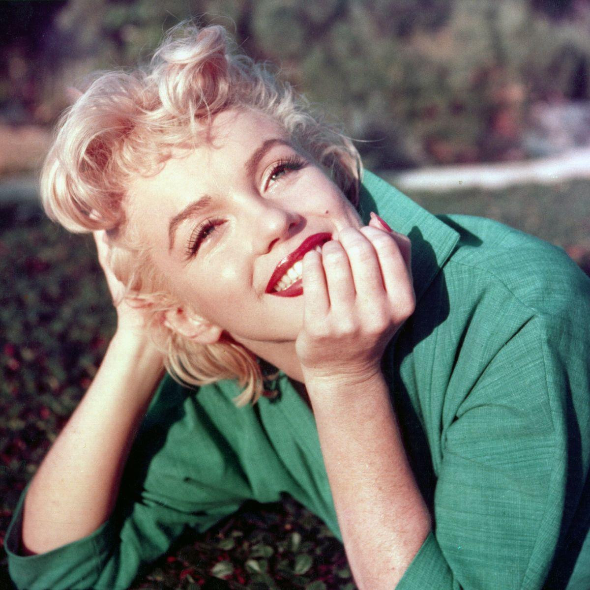 9 nguyên tắc làm đẹp vàng tạo nên vẻ đẹp trứ danh cho bom sex Marilyn Monroe Ảnh 1