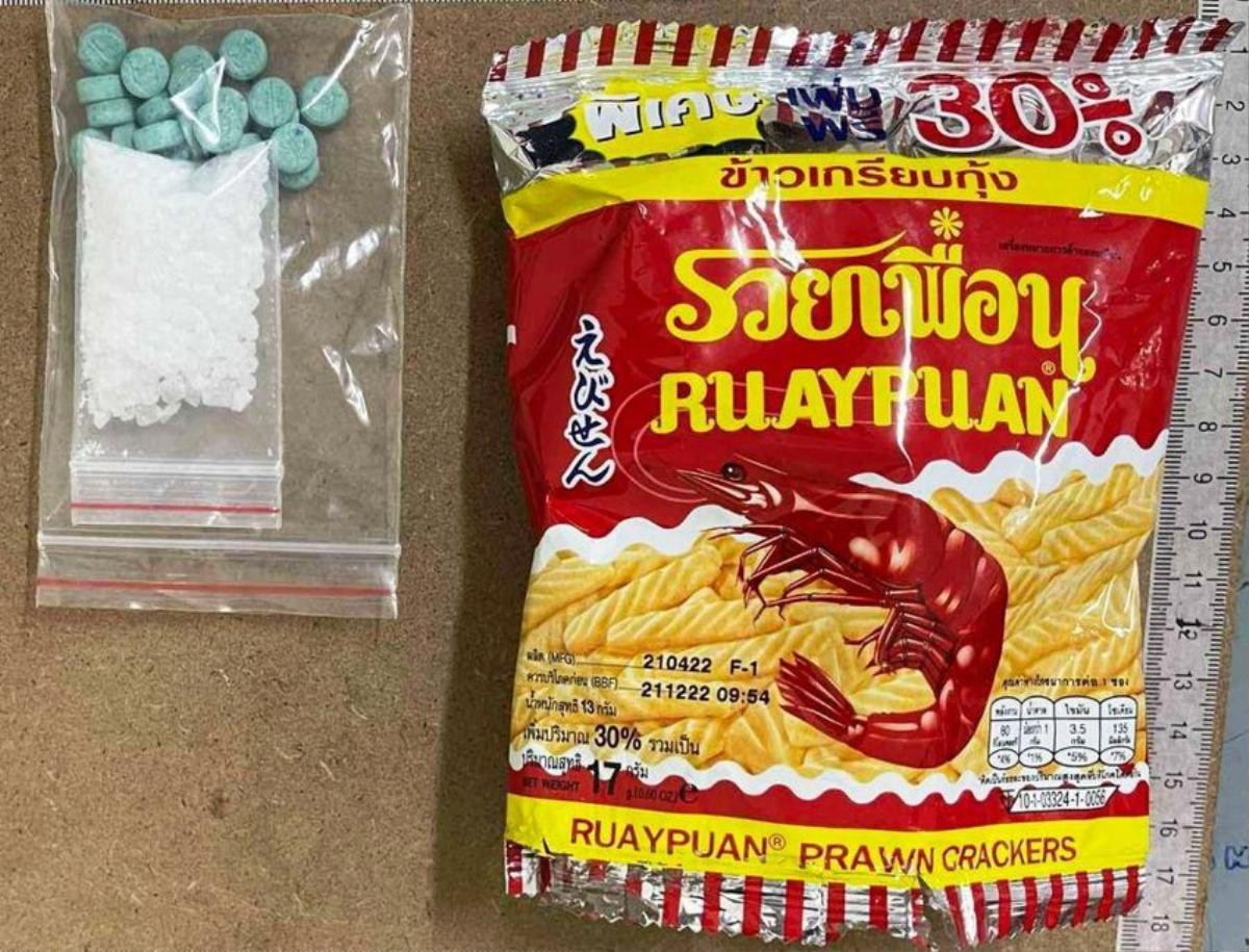 Bí mật đằng sau những gói snack trá hình chứa 'hàng cấm' được đặt shipper giao cho khách Ảnh 2