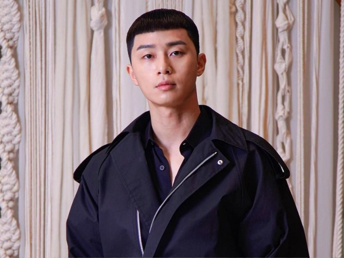 Vừa cắt tóc, Kim Ji Won được nhận xét giống Park Seo Joon, netizen thốt lên: 'Tướng phu thê có khác' Ảnh 4