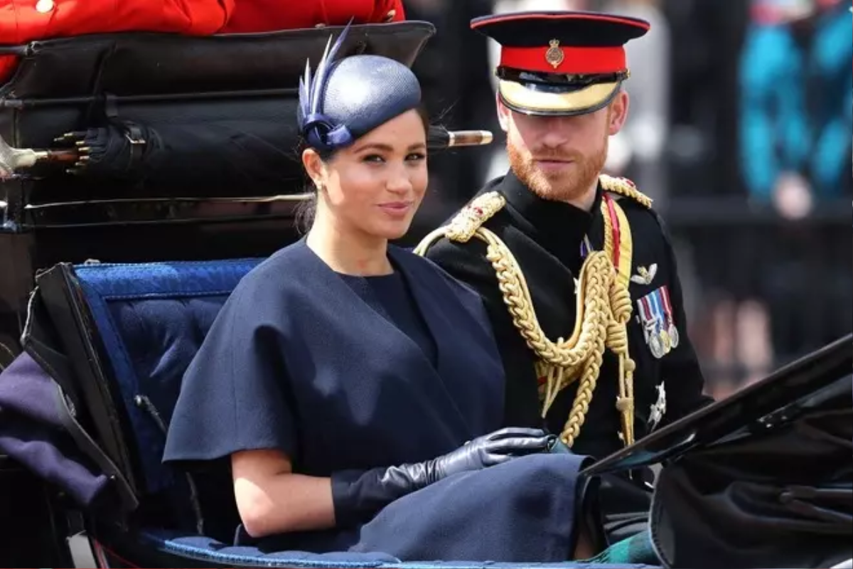 'Choáng' với những món trang sức xa xỉ trị giá hàng tỷ đồng của Công nương Meghan Markle Ảnh 3