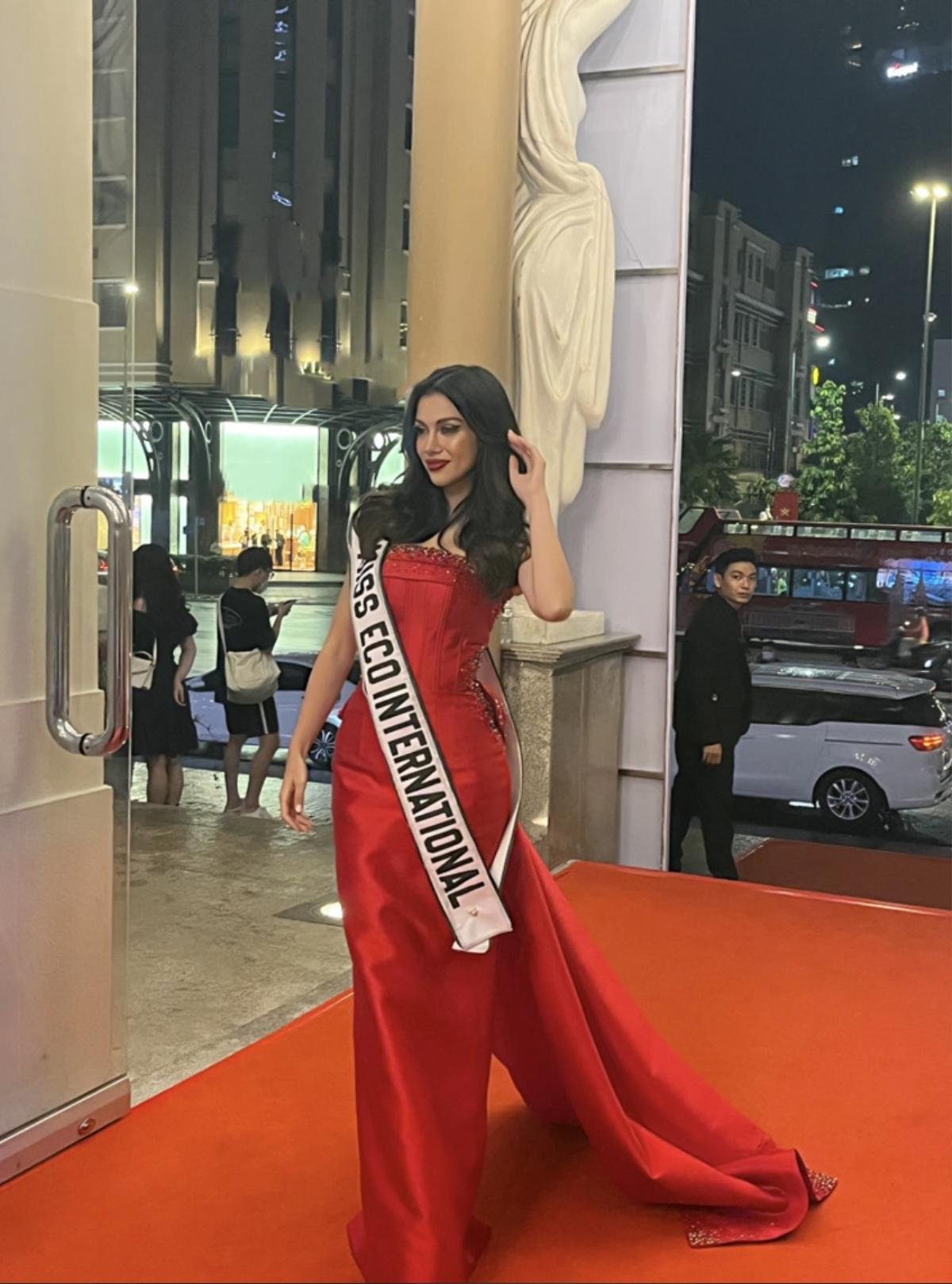 Cận cảnh nhan sắc của đương kim Miss Eco International Kathleen Paton Ảnh 2