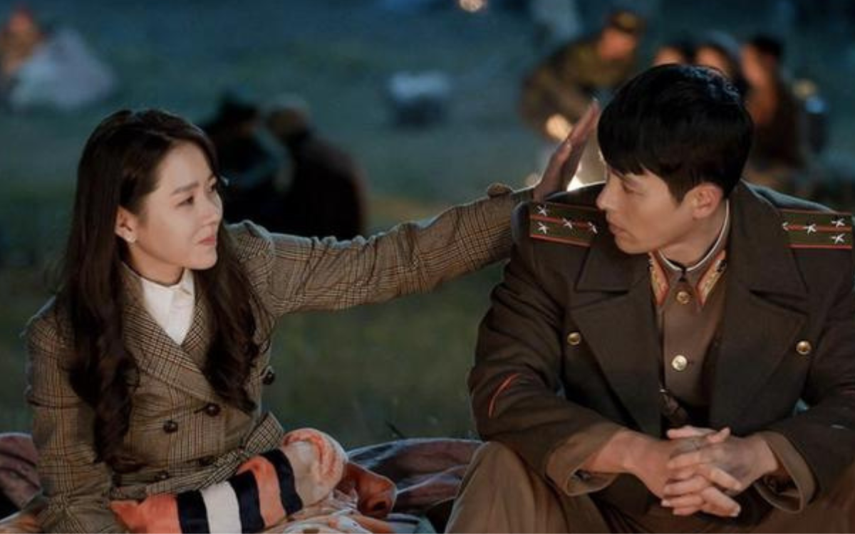 Ước mơ thời trẻ của diễn viên Hàn: Hyun Bin cầm mic, Song Hye Kyo - Song Joong Ki giống y hệt Ảnh 9