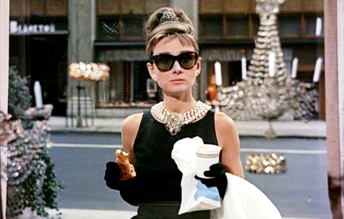 Nàng thơ Audrey Hepburn trong mắt Givenchy: 'Gửi tới cô ấy tất cả tình yêu' Ảnh 7