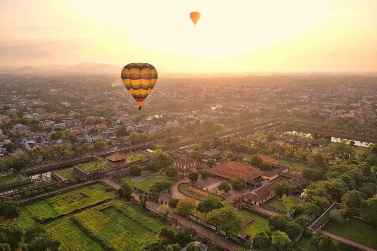 'Cố đô Huế nhìn từ bầu trời': Háo hức với lễ hội khinh khí cầu lớn nhất Việt Nam Ảnh 1