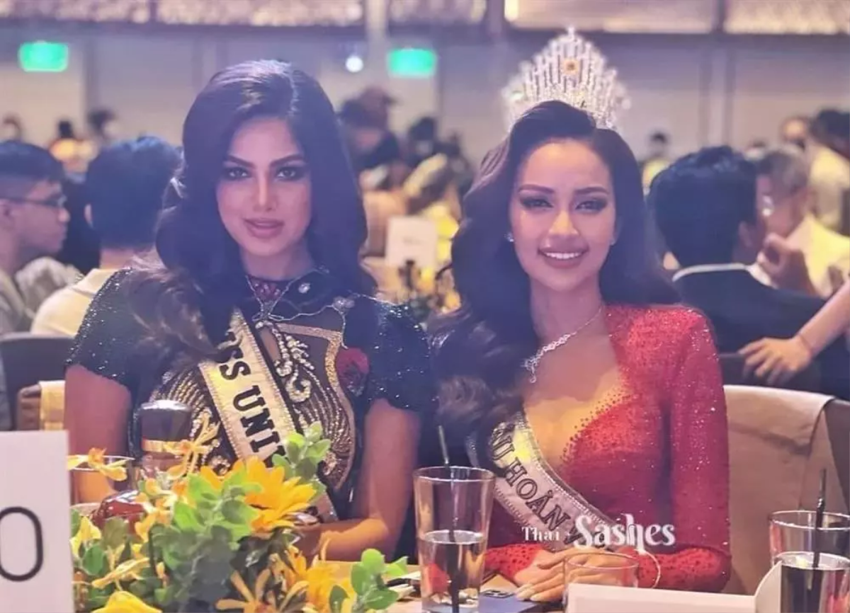 Đứng cùng Top 3 Miss Universe Vietnam, 'Người Rắn' Harnaaz Sandhu bỗng trở thành nấm lùn Ảnh 3