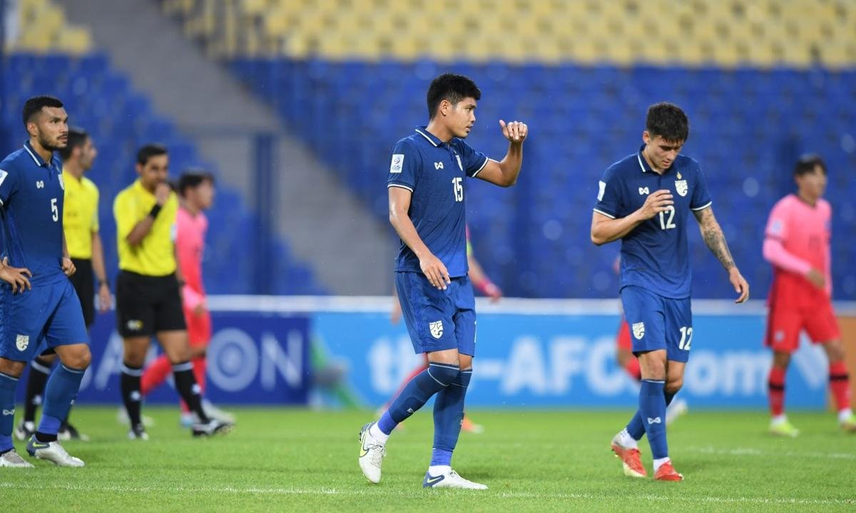 HLV Thái Lan kiện những ai nói xấu ông sau U23 châu Á 2022? Ảnh 2