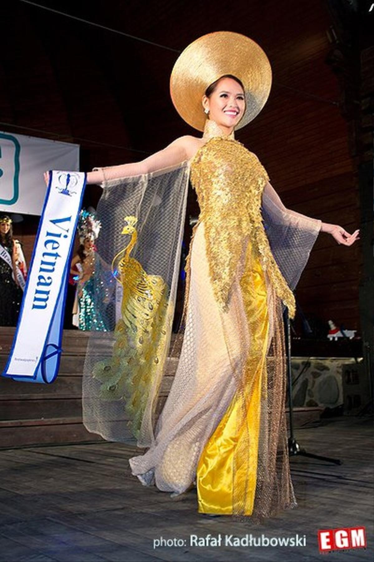 Quốc phục của đại diện Việt Nam tại Miss Supranational: Hùng ca biển cả của Kim Duyên có giật được giải? Ảnh 8