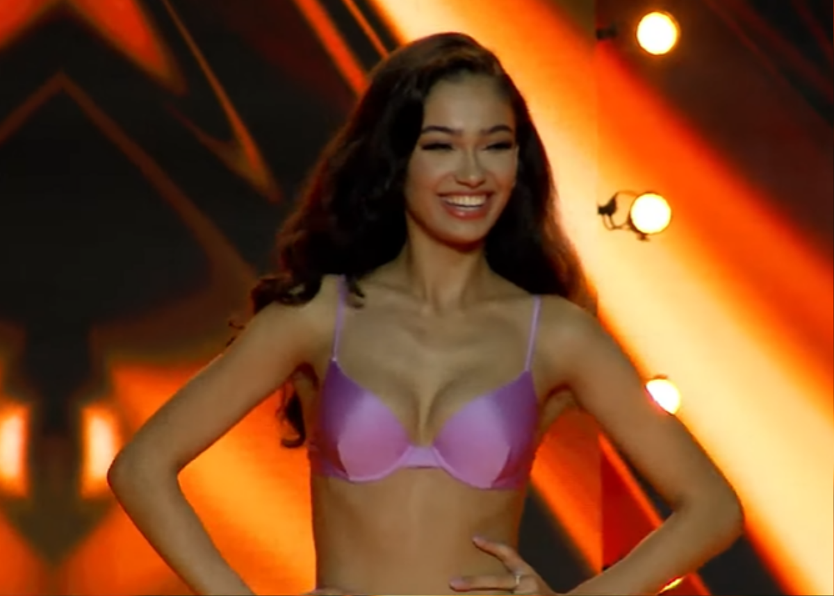 Kim Duyên body bốc lửa, catwalk 'siêu dẻo' trong phần thi áo tắm tại bán kết Miss Supranational Ảnh 14