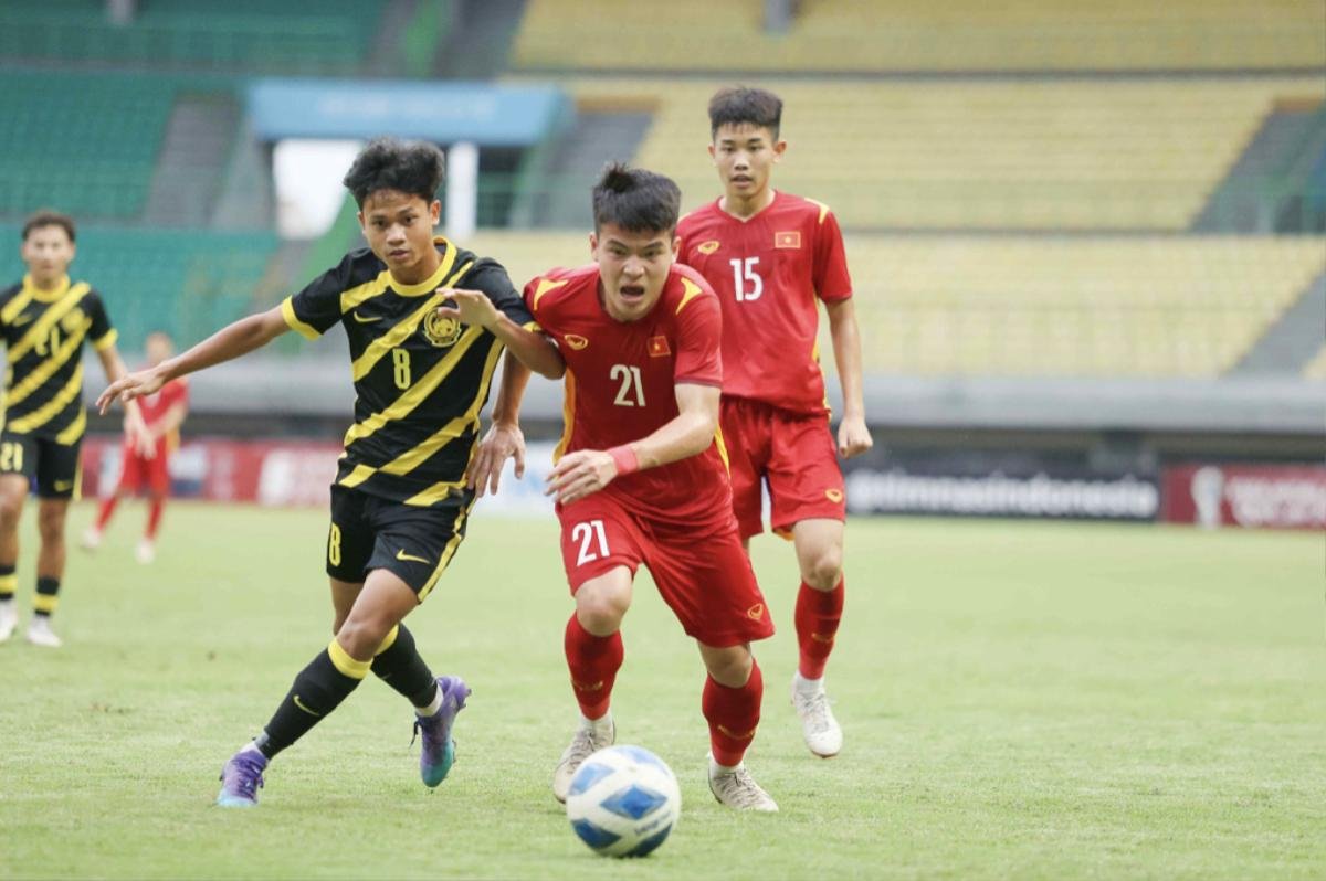 CĐV Thái Lan bất ngờ khi Việt Nam thua 0-3: 'Lào đã thắng Malaysia, họ né chúng ta' Ảnh 2