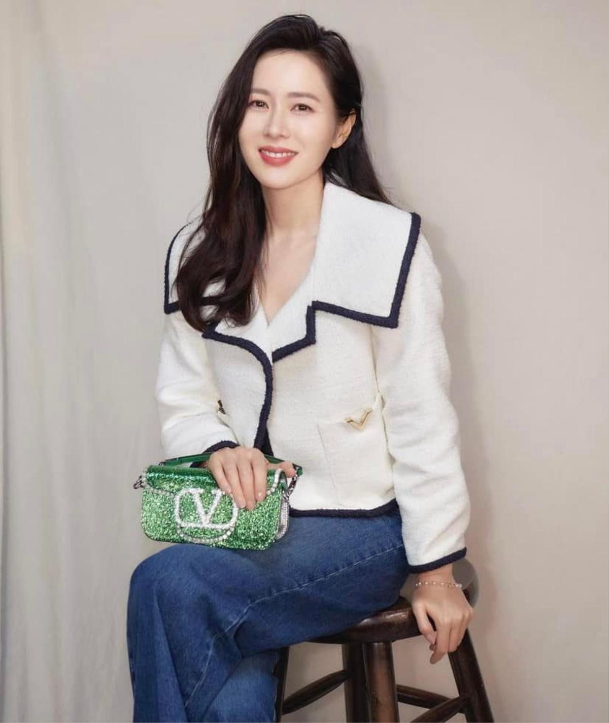 So tài nấu nướng của các cô dâu mới Kbiz: Mẹ bầu Son Ye Jin và Park Shin Hye trình độ 'một chín một mười' Ảnh 1