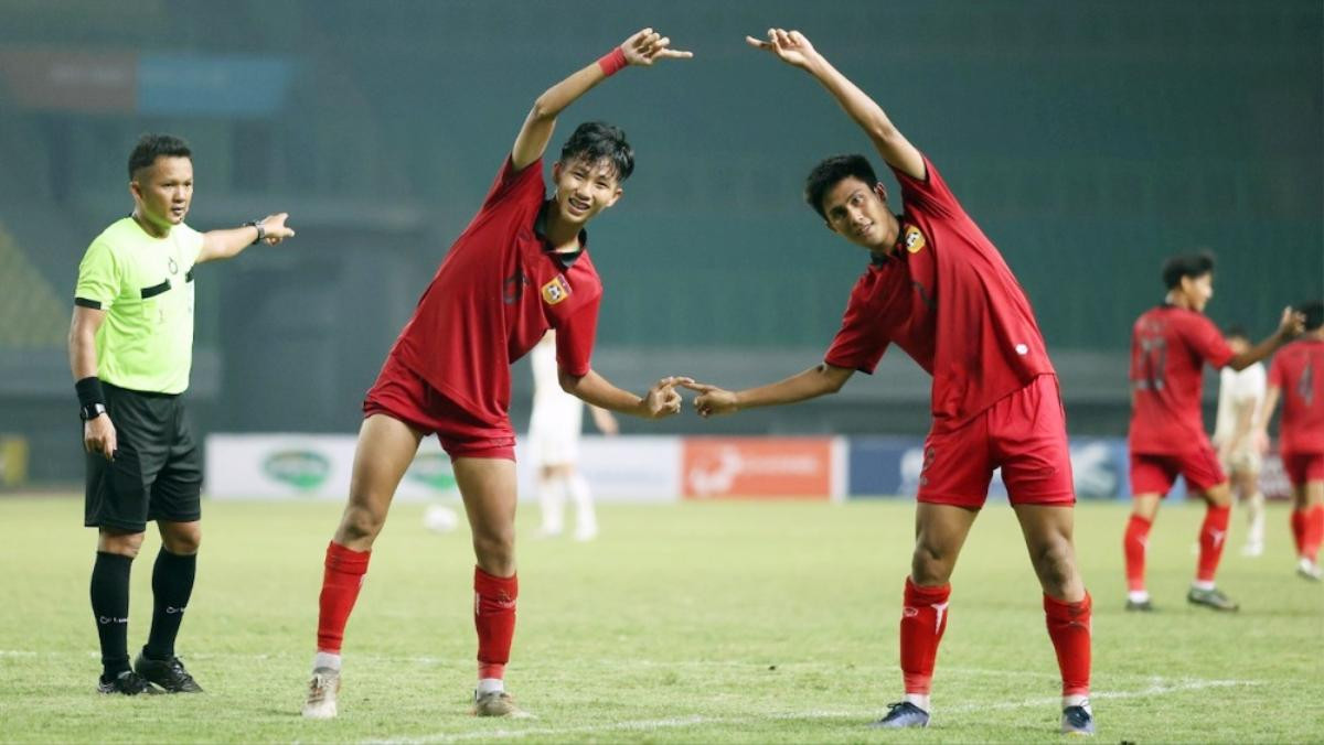 U19 Lào đã đánh bại Thái Lan 2-0 để vào chung kết U19 Đông Nam Á 2022. 