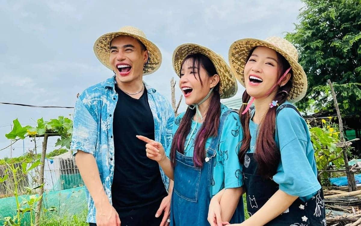 Các đôi bạn đồng niên ít ai biết của showbiz Việt: Trấn Thành - Khả Như chưa gây bất ngờ bằng cặp đôi này Ảnh 4