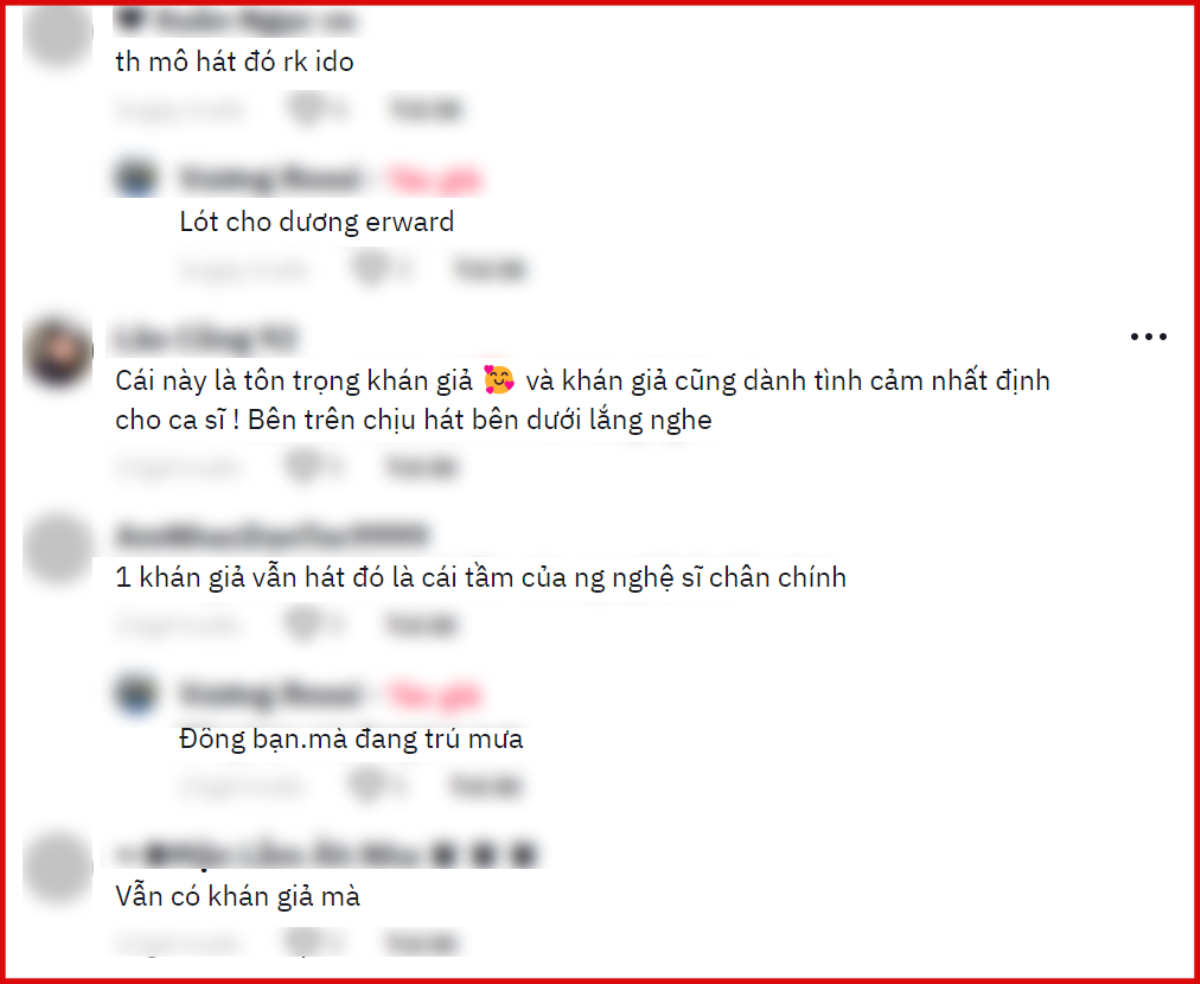 Nam ca sĩ 'đội mưa' hát trên sân khấu, nhưng dưới hàng ghế không một bóng khán giả nào? Ảnh 6