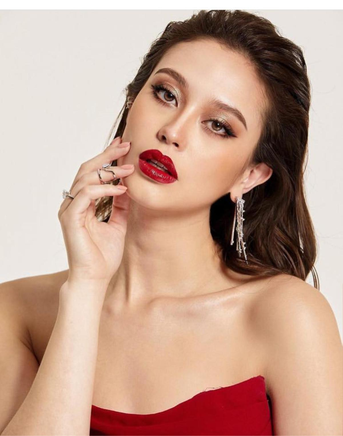 Miss Universe Thailand 2022: Thí sinh nặng ký bỏ cuộc trước thềm bán kết, fan quốc tế 'tiếc hùi hụi' Ảnh 3