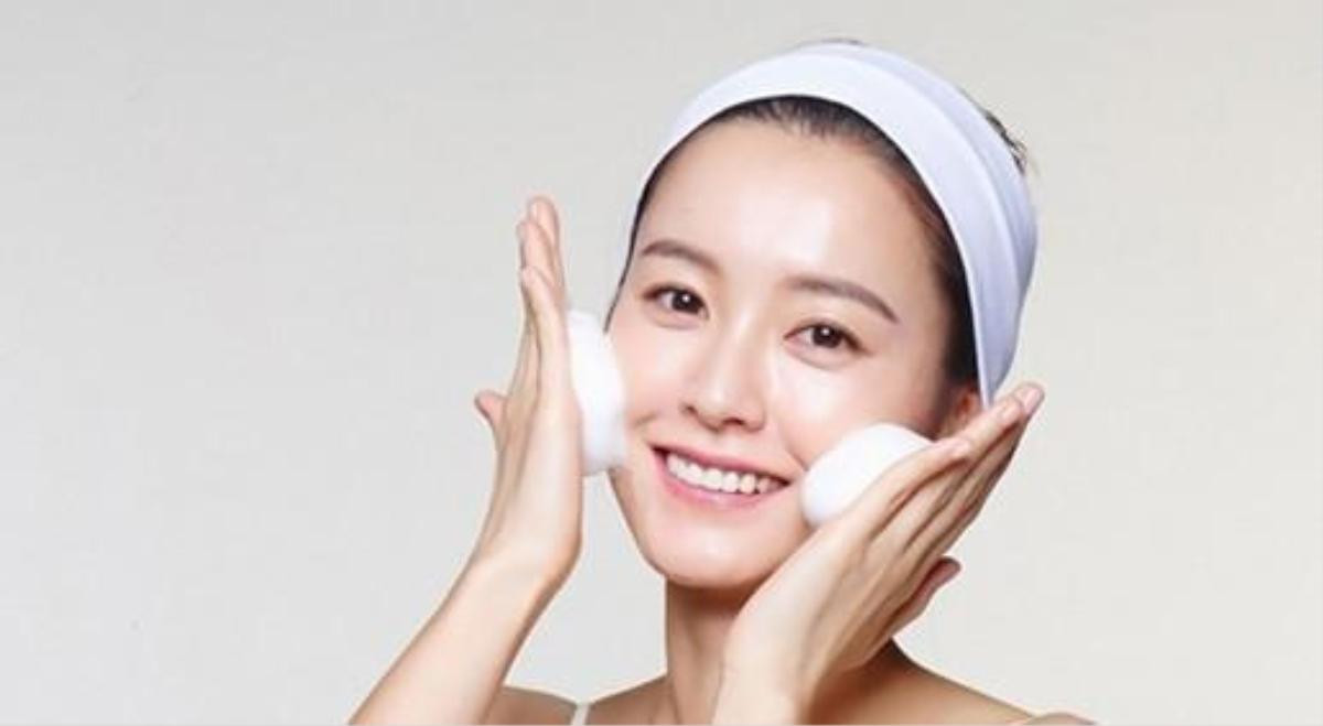 Học lỏm bí quyết dưỡng da khỏe, sáng bóng của nữ beauty Blogger Hàn Quốc Ảnh 4