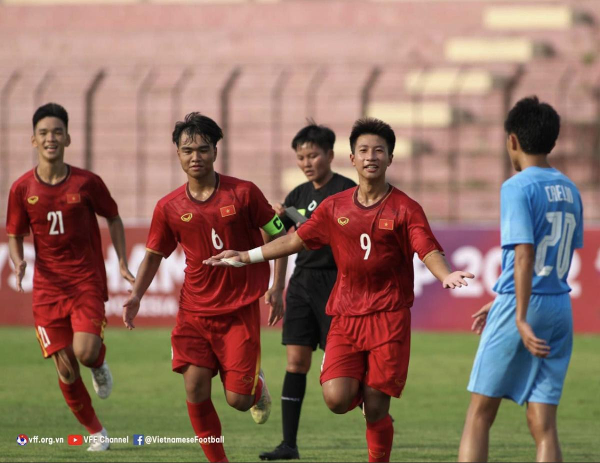 Việt Nam thắng đậm Singapore 5-1 Ảnh 1