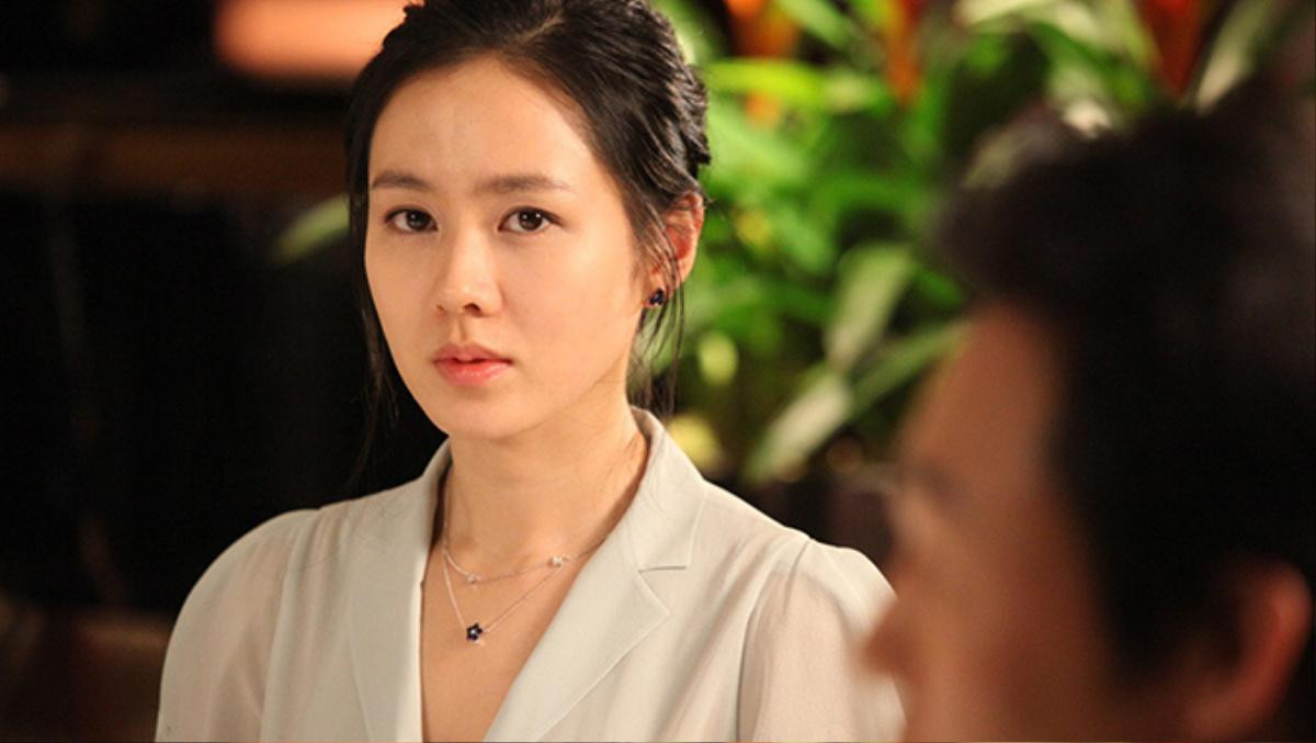 Diễn đỉnh như Son Ye Jin cũng có vai bị chê vì chọn nhầm kịch bản, thảm hơn là còn bỏ qua một siêu phẩm Ảnh 4