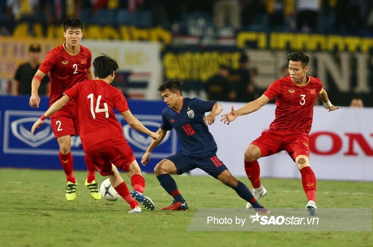 Tuyển Thái Lan đón liền 2 tin dữ: HLV Polking cạn cơ hội bảo vệ chức vô địch AFF Cup 2022? Ảnh 2