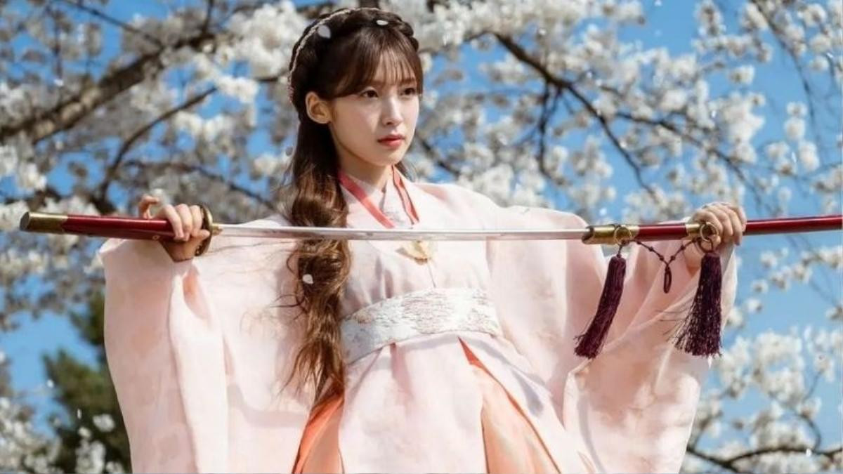 Sao nữ được khen là mỹ nhân cổ trang đẹp nhất hiện nay, có vượt mặt Kim Soo Hyun và Kim Yoo Jung? Ảnh 3