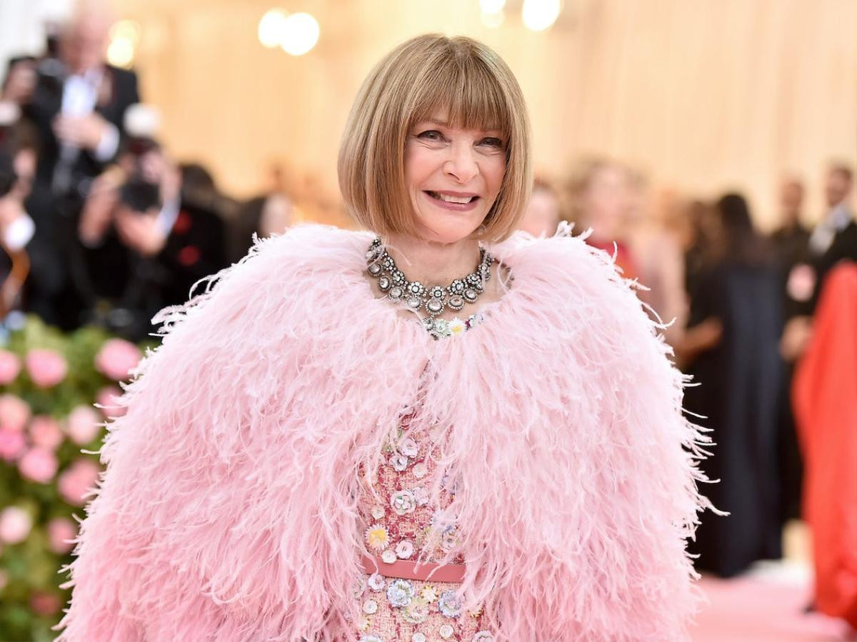 Anna Wintour - Người phụ nữ thép ngồi trên 'ghế nóng' của Vogue hơn 3 thập kỷ Ảnh 1