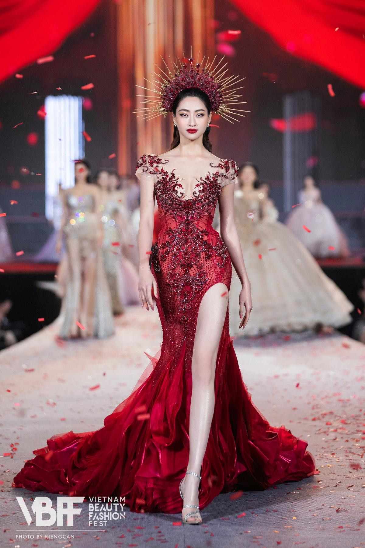 Top 3 Miss World Vietnam 2019 sau 3 năm: Lương Thùy Linh ghi dấu ấn mạnh mẽ, Kiều Loan rẽ hướng ấn tượng Ảnh 3