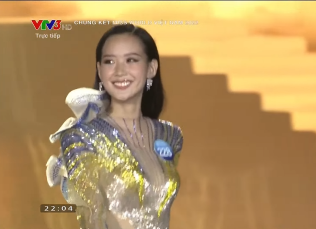 Trình diễn dạ hội Miss World Vietnam 2022: Nam Em chiếm trọn spotlight với chiếc váy như nữ thần biển cả Ảnh 2