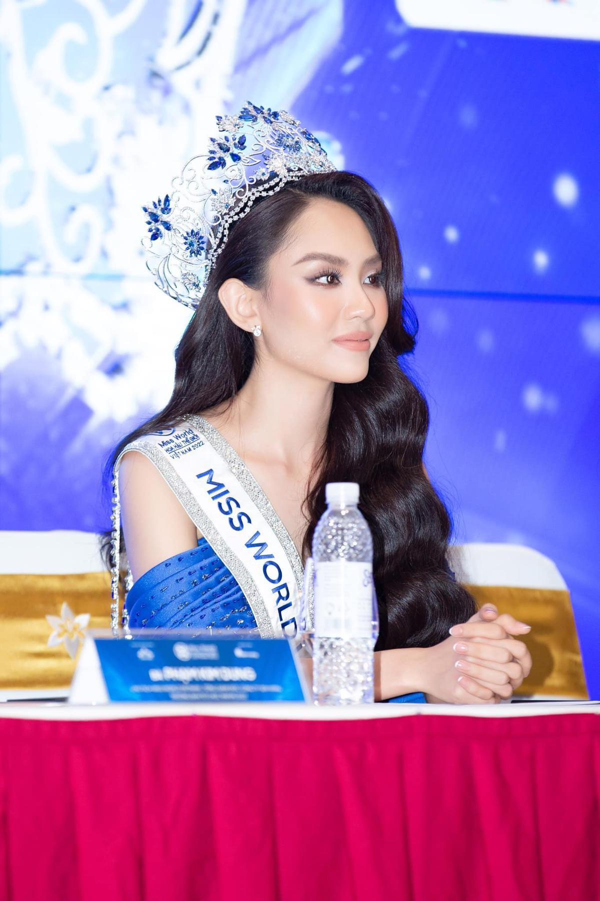 'Tài sản' của Mai Phương khi tham dự Miss World: Tiếng Anh nhai mic, trái tim nhân ái là lợi thế số 1 Ảnh 13