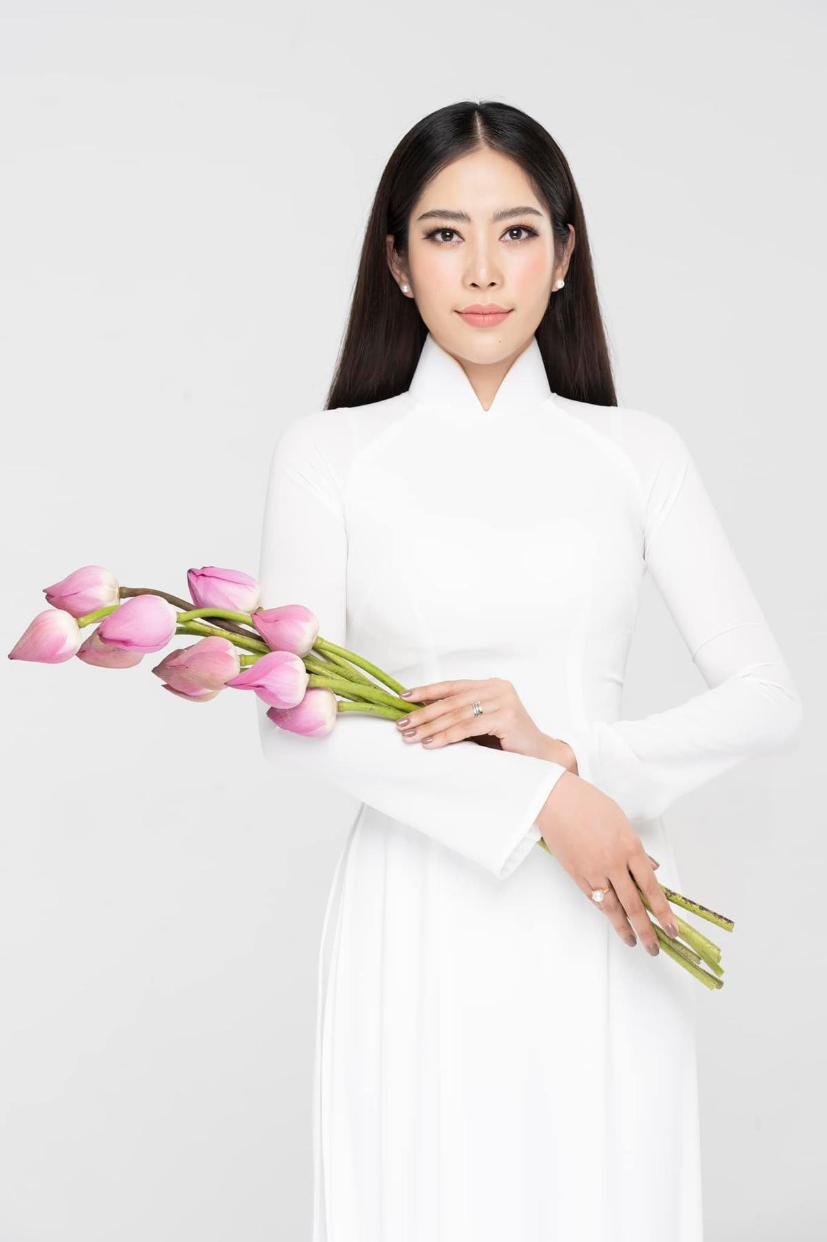 Nam Em 'bất lực' vì xử lý sự cố sau đêm chung kết Miss World Vietnam 2022 Ảnh 1