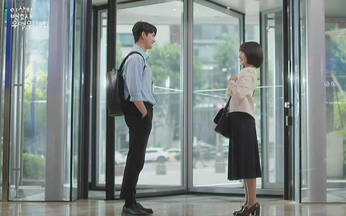 Tập cuối Nữ Luật Sư Kỳ Lạ Woo Young Woo: Park Eun Bin khóc vì tìm được chân ái Ảnh 2