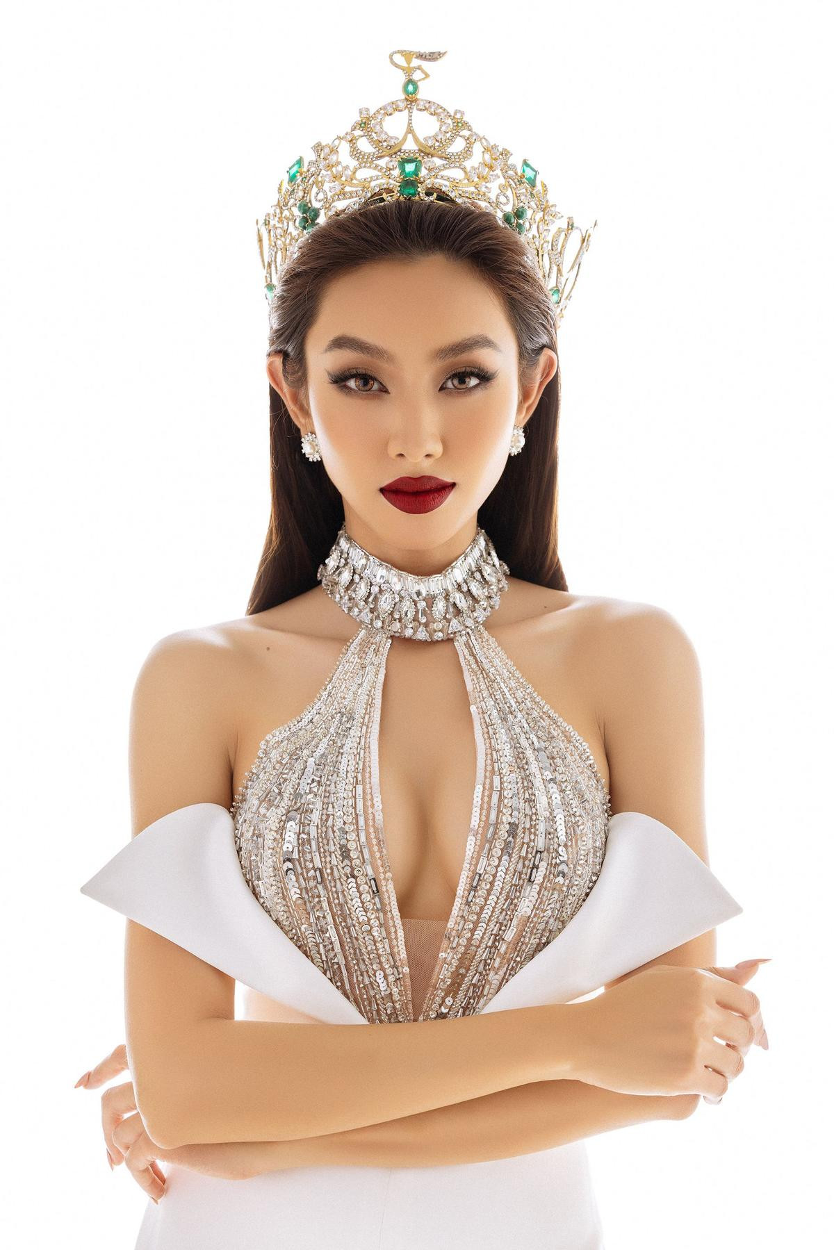 Quá bất ngờ, đối thủ Phạm Hương tại Miss Universe đại diện Curacao tham dự Miss Grand International Ảnh 6