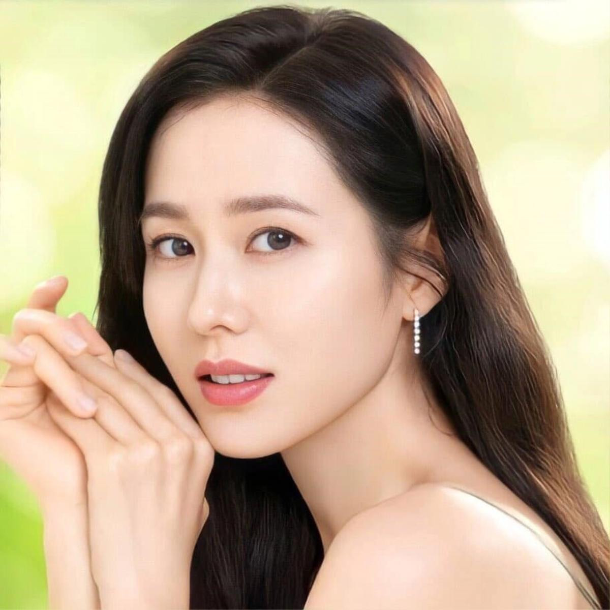 Son Ye Jin lần đầu chia sẻ về cuộc sống hôn nhân với Hyun Bin Ảnh 1