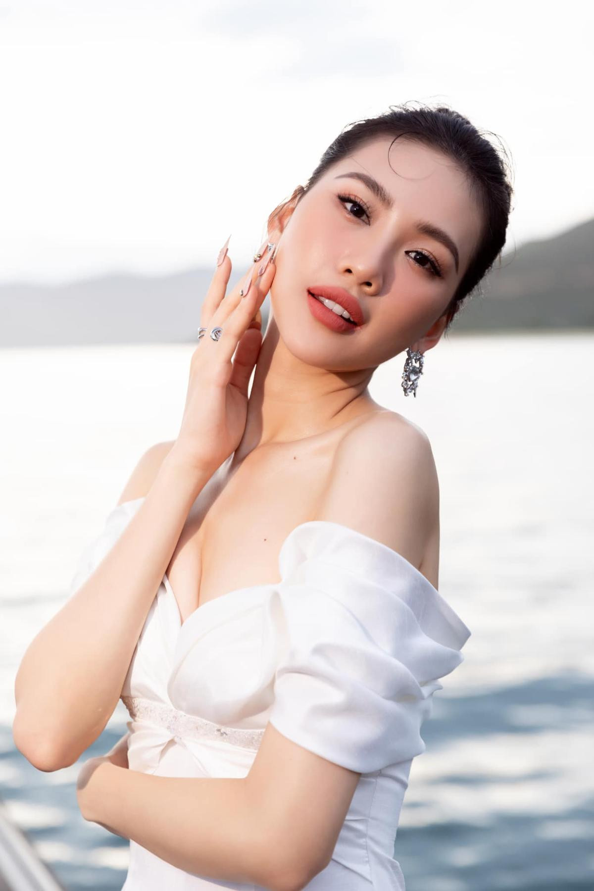 Bùi Quỳnh Hoa thả thính tiếp tục thi sắc đẹp: Miss Grand VN hay Miss Supranational VN đây? Ảnh 5