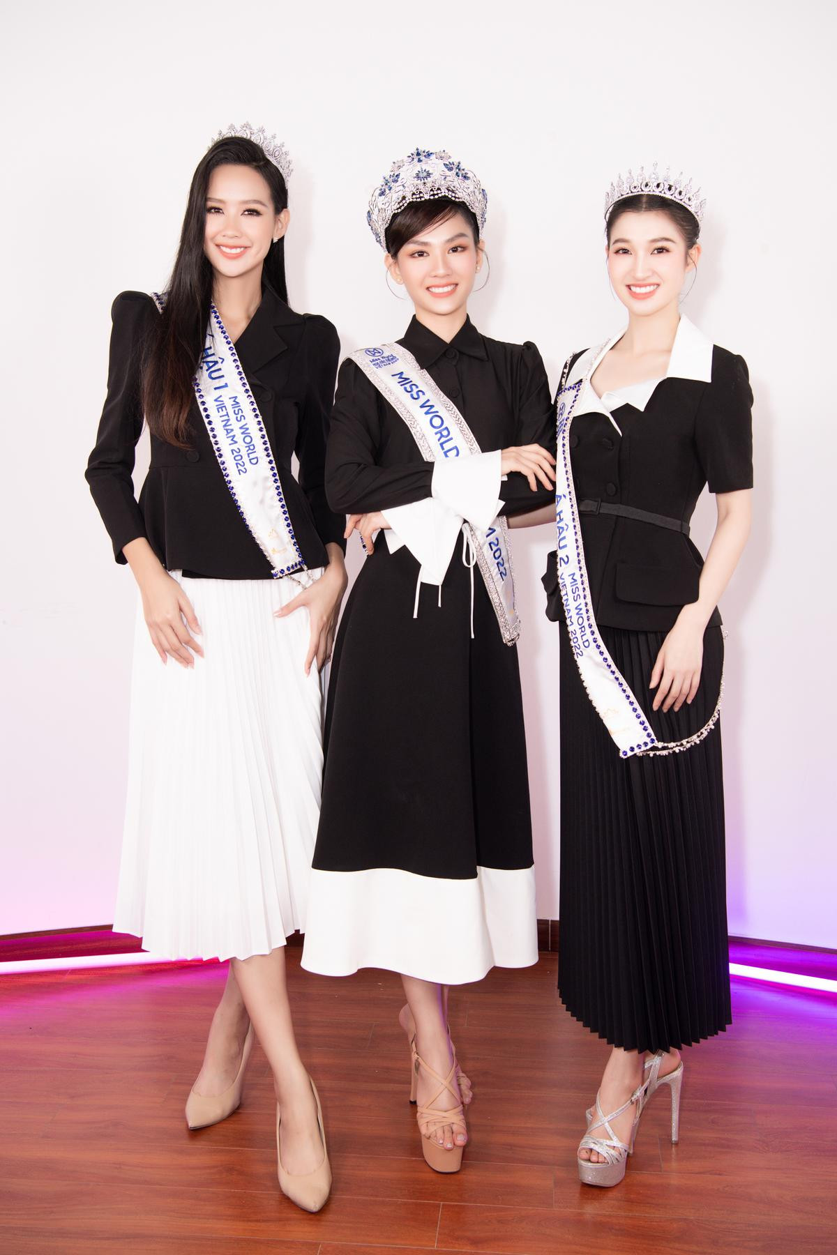 Điểm lại các 'bộ cánh' chất lượng hậu đăng quang của top 3 Miss World Vietnam 2022 Ảnh 5