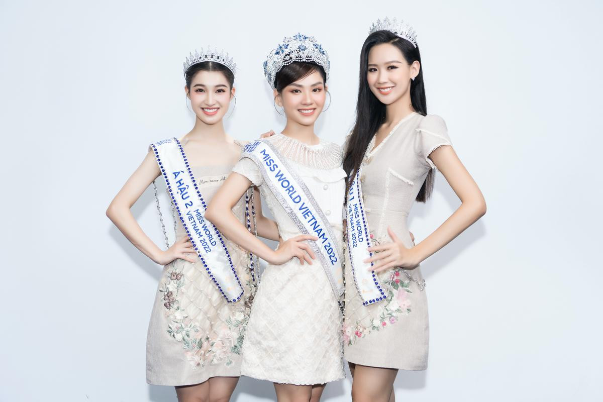 Điểm lại các 'bộ cánh' chất lượng hậu đăng quang của top 3 Miss World Vietnam 2022 Ảnh 2