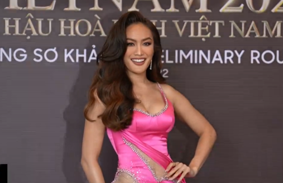 Chào đón Á hậu Miss Grand Thailand, Ngọc Phước gây bất ngờ khi 'xổ' một tràng tiếng Thái Ảnh 2