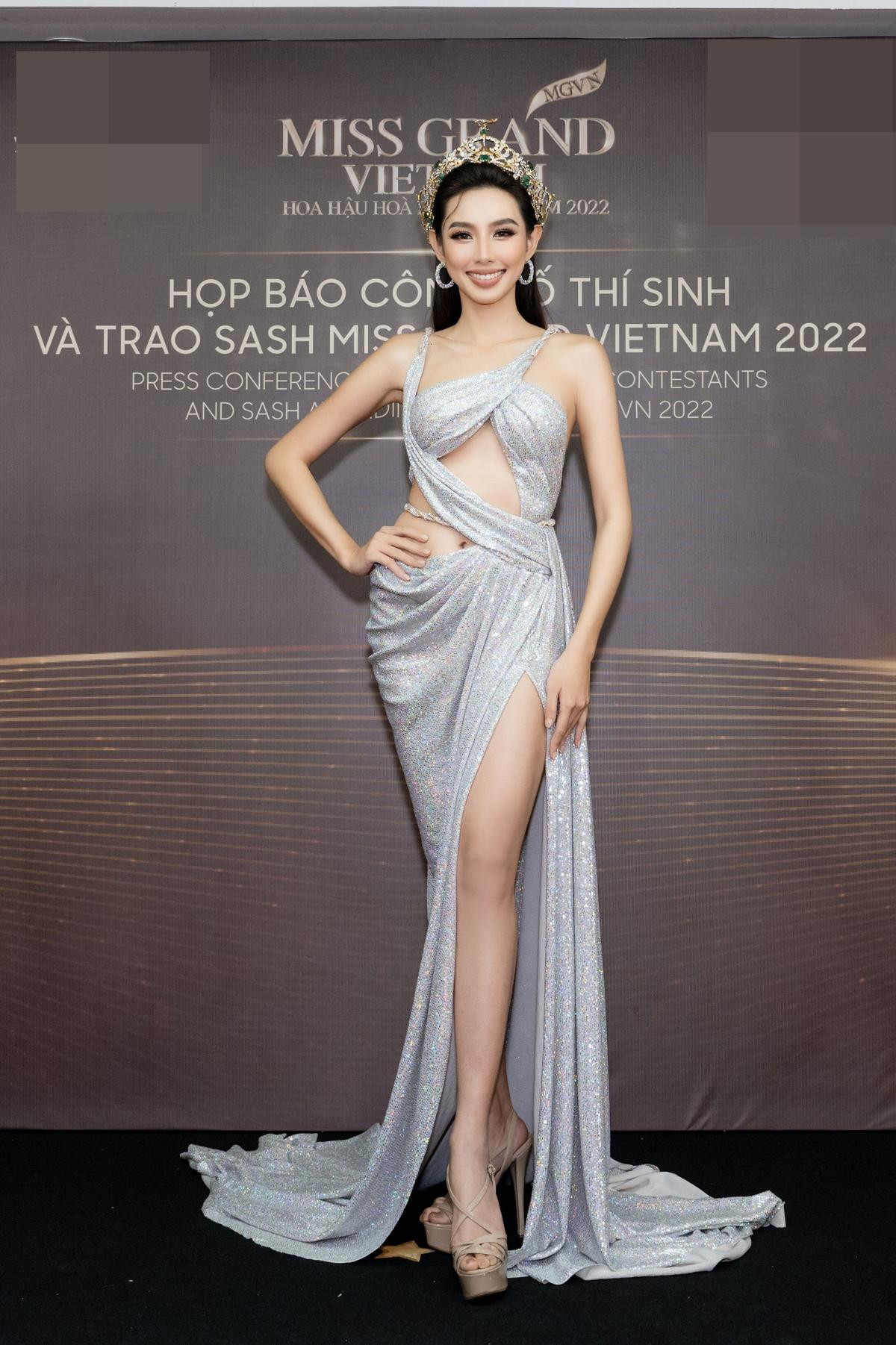 Thùy Tiên nhắn nhủ thí sinh Miss Grand: 'Đừng trang điểm quá đậm, nên giữ vẻ đẹp nguyên bản' Ảnh 2