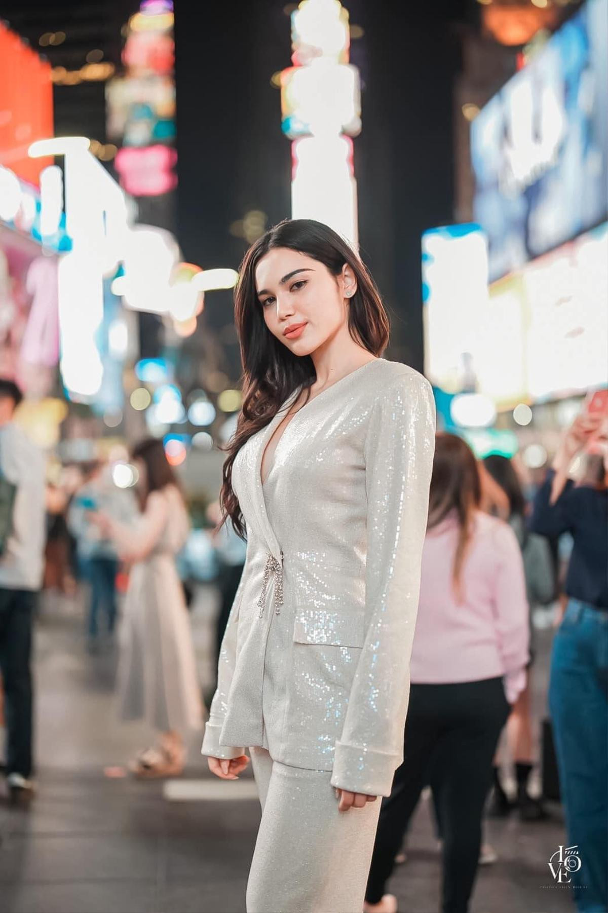 Dàn Hoa hậu Thái Lan đổ bộ Tuần lễ thời trang New York: Outfit chưa 'cháy' bằng Á hậu Thảo Nhi Ảnh 6