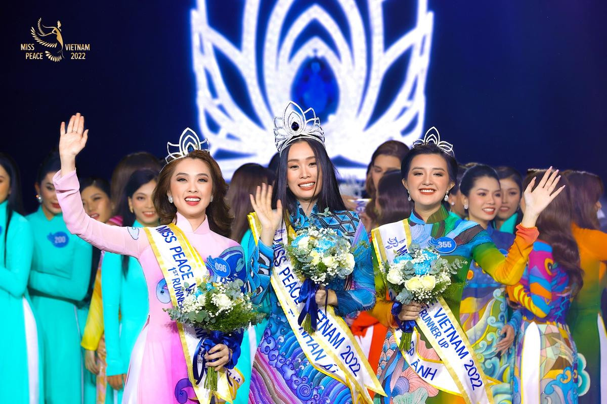 Hốt sạn chung kết Miss Peace Vietnam: Lồng tiếng vỗ tay, khóa bình luận, lan man về tiêu chí môi trường Ảnh 6