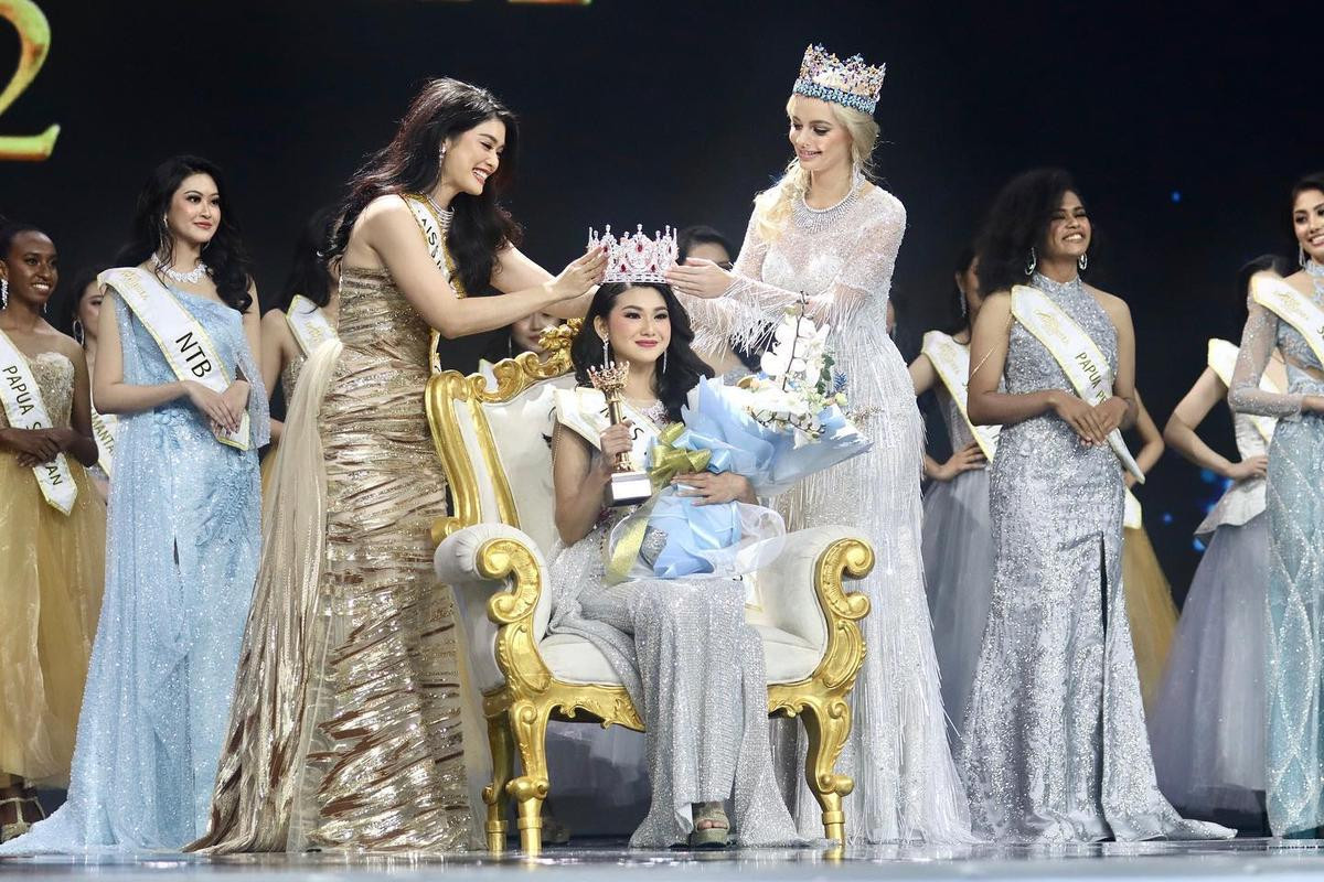 Nhan sắc 'ngọt như mía lùi' của đại diện Indonesia tại Miss World: Trình nuốt mic có qua được Mai Phương? Ảnh 1