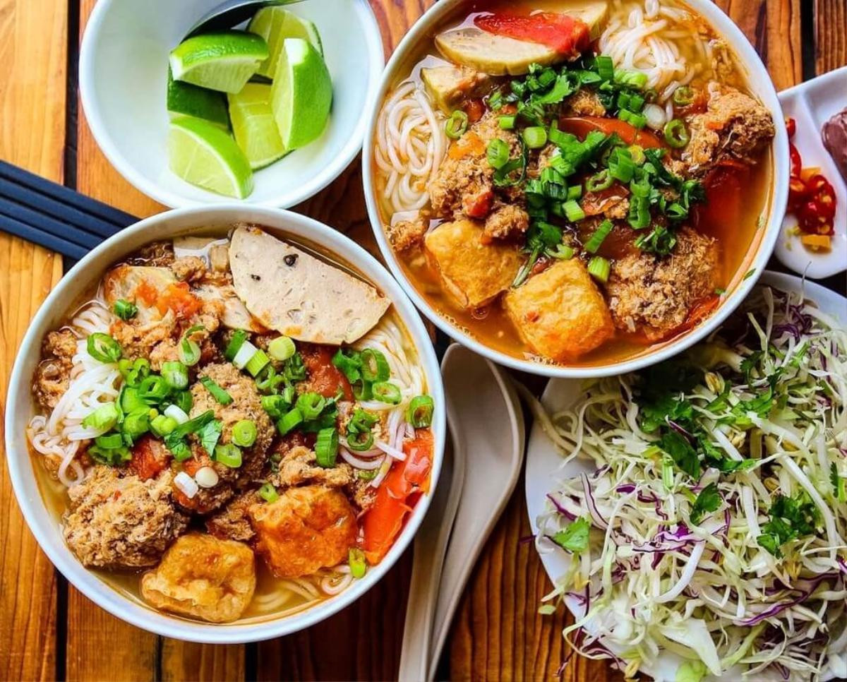 Bún riêu Hà Nội và Sài Gòn - sự khác nhau giữa ẩm thực hai miền Ảnh 3