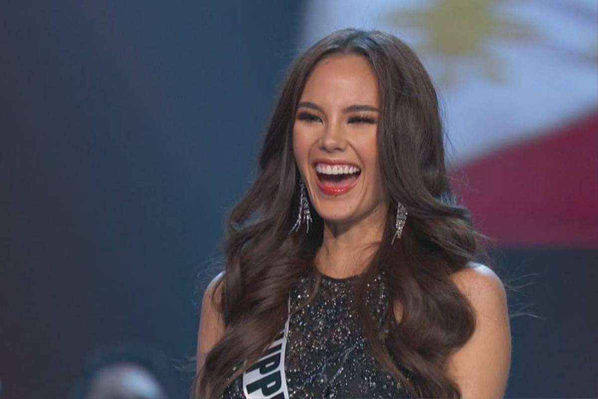 Bắt trọn khoảnh khắc Hoa hậu Mai Phương cười rạng rỡ: Tưởng đâu Miss Universe Catriona Gray Ảnh 4