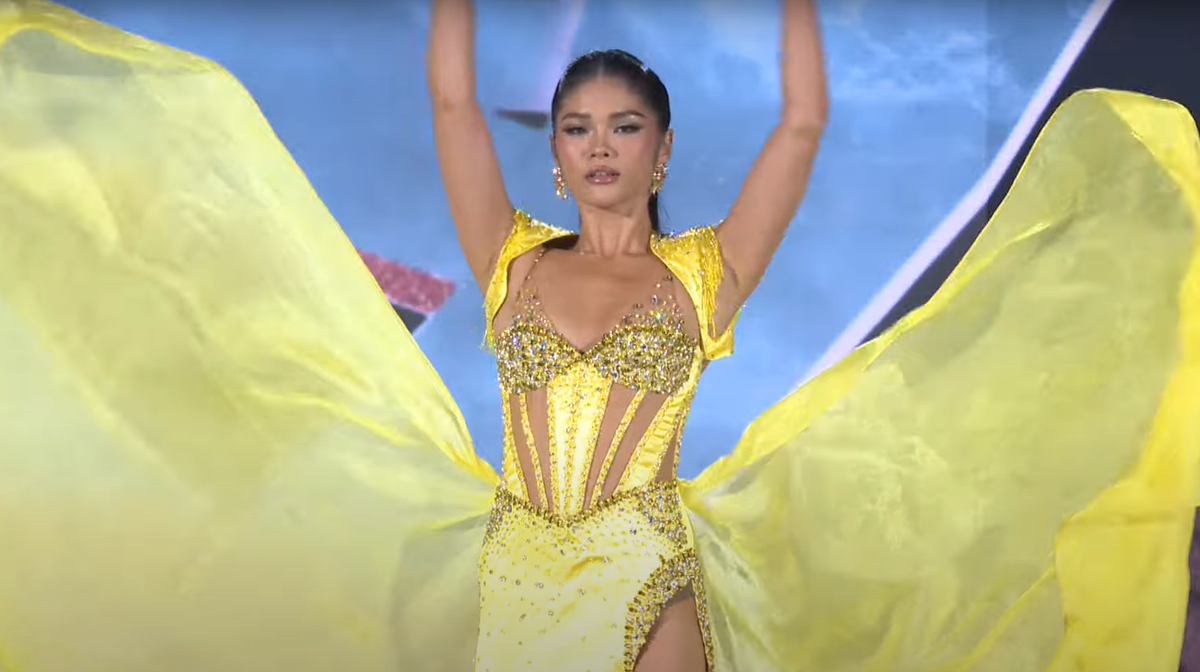 Màn 'tung váy' của Á hậu Thảo Nhi Lê liên tục xuất hiện trong đêm chung khảo của Miss Grand Vietnam 2022 Ảnh 4