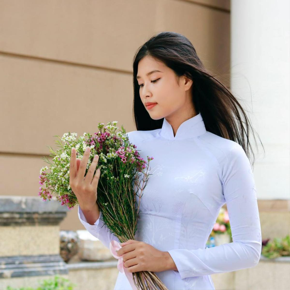 Phong cách thời trang của tân Miss Grand Vietnam 2022: Khi nhẹ nhàng, khi đằm thắm như gái Thái Ảnh 6