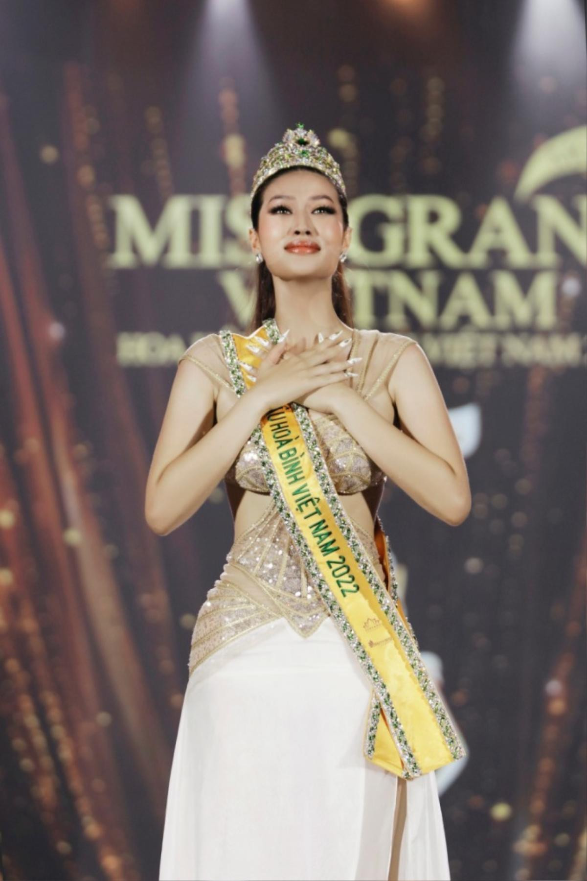 Clip: Phương Mỹ Chi hô tên chấn động, chuẩn bị dự thi Miss Grand Vietnam mùa sau? Ảnh 1