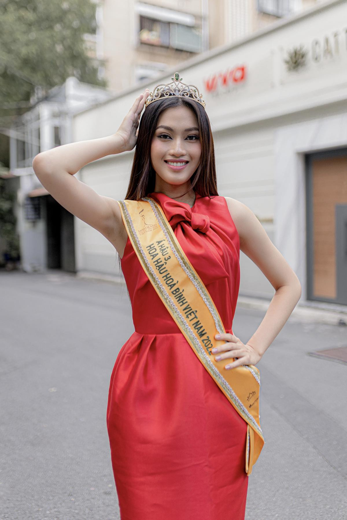 Á hậu 3 Minh Thư: 'Tham gia Miss Grand Vietnam là quyết định táo bạo của tôi' Ảnh 2