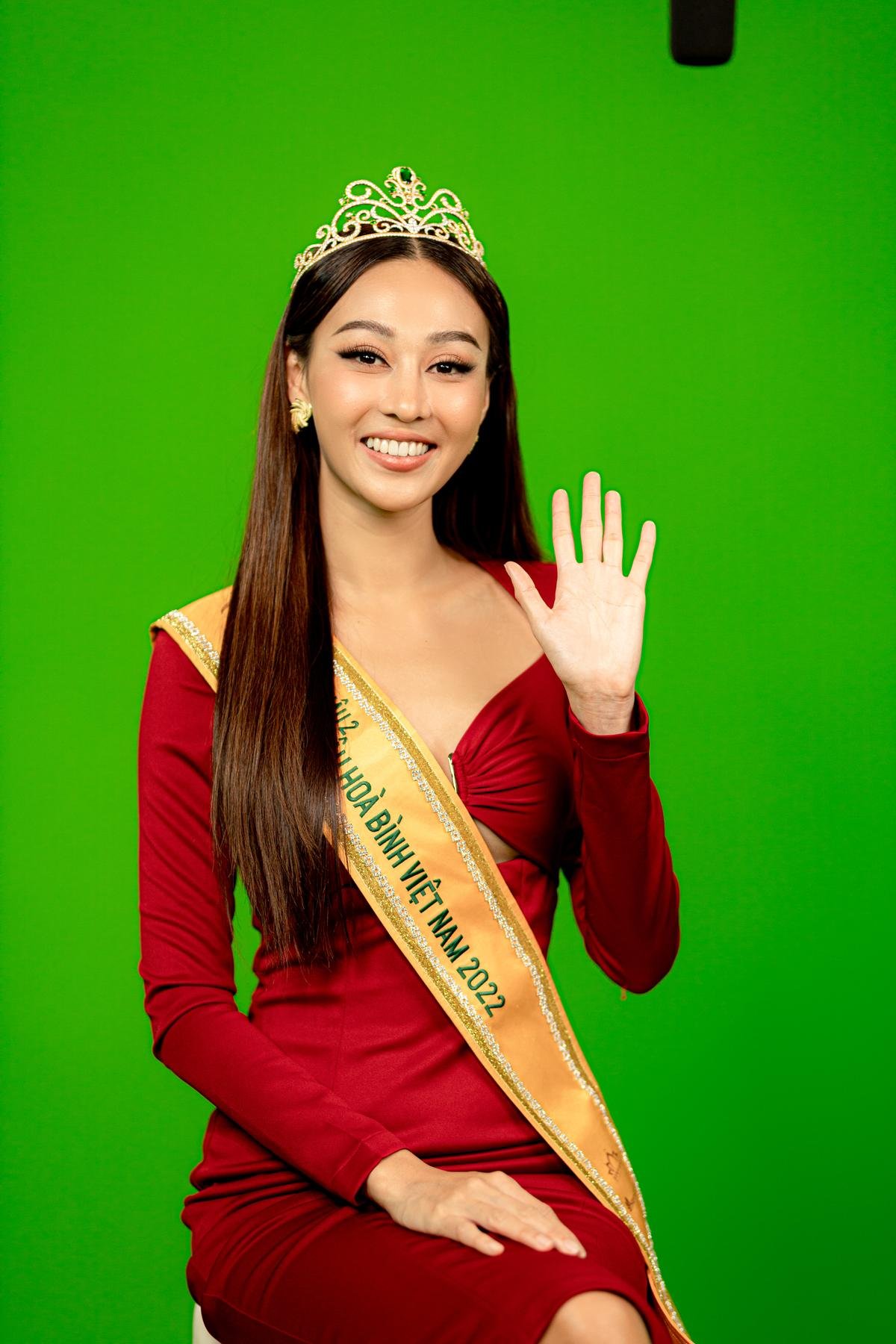 Á hậu 2 Miss Grand Vietnam - Trần Tuyết Như: 'Tôi chỉ muốn có một kỳ đương nhiệm không thị phi' Ảnh 3