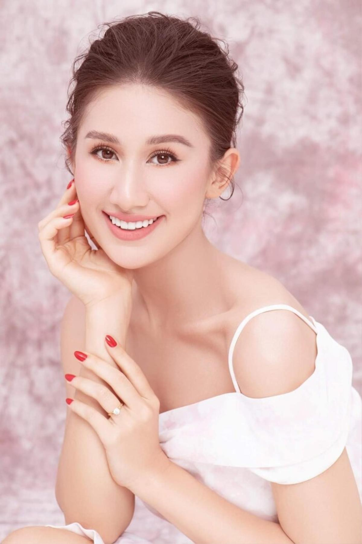 Xót xa tang lễ lặng lẽ của 'bông hồng lai' Nguyễn Diana - Top 15 Miss Universe Vietnam Ảnh 3