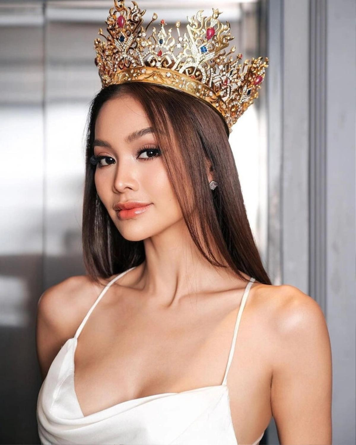 Chơi thân với Hoa hậu Thiên Ân, Miss Grand Thailand Engfa Waraha sơ hở là nói tiếng Việt Ảnh 1